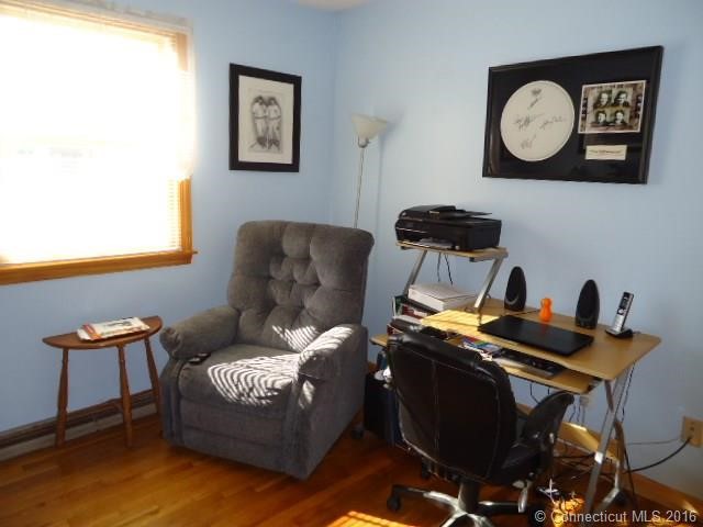 231Reed Ave, Windsor Locks, CT 06096