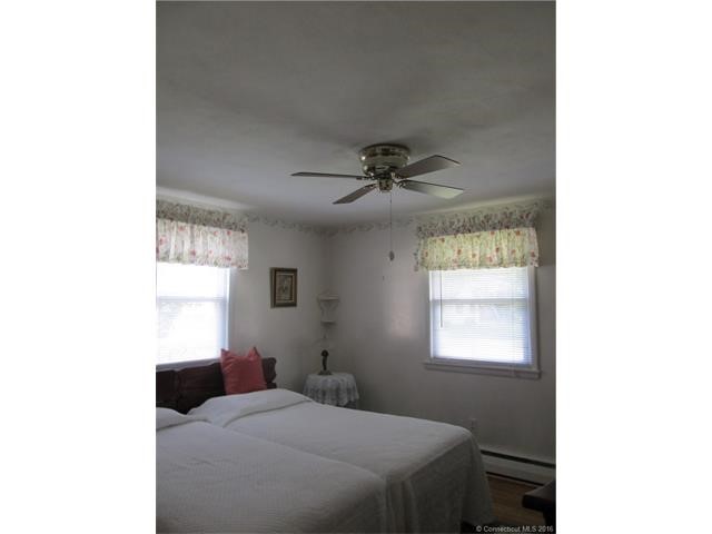 116Belaire Cir, Windsor Locks, CT 06096