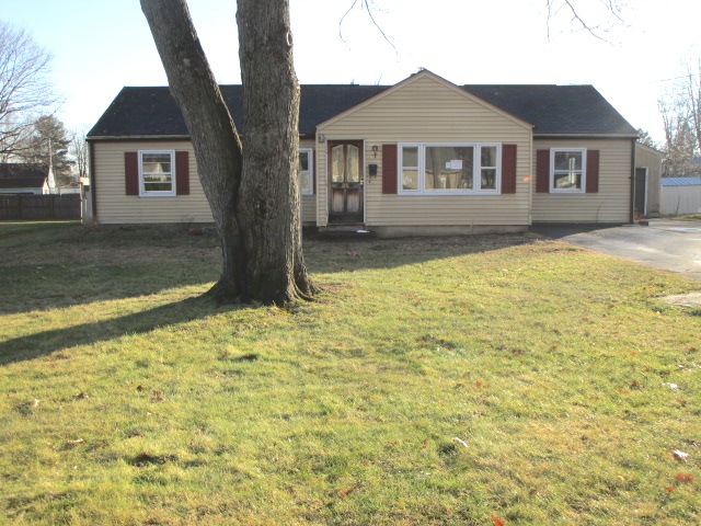 25 Fairfield DrWindsor Locks, CT, 06096Hartford County