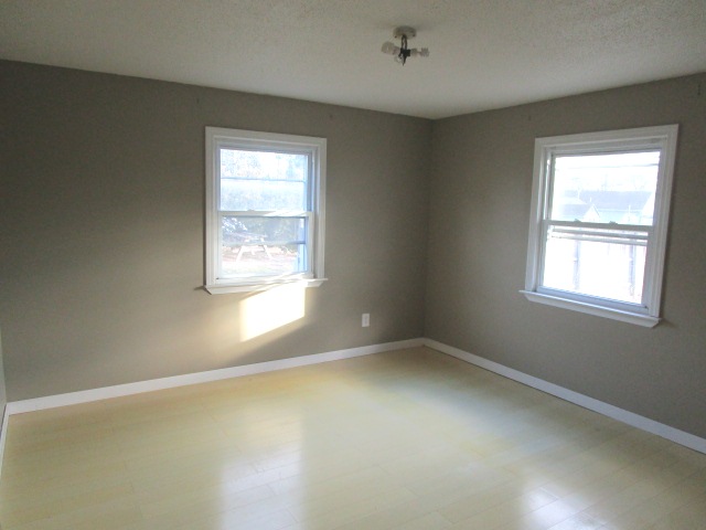 25 Fairfield DrWindsor Locks, CT, 06096Hartford County