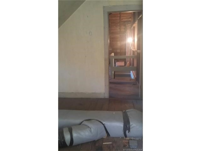 92Rockwell St, Winchester, CT 06098