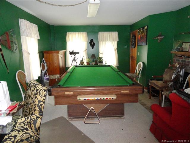 135 Prospect St, Winchester, CT 06098
