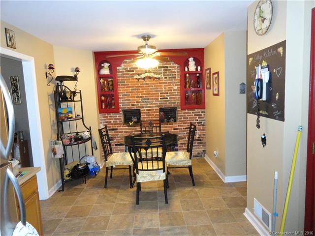 135 Prospect St, Winchester, CT 06098