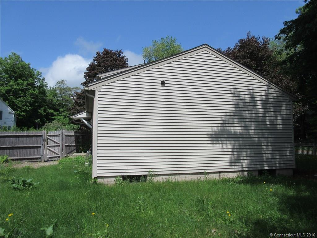 50 Woodland Avenue, Winchester, CT 06098