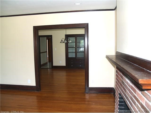 955West Blvd, Hartford, CT 06105