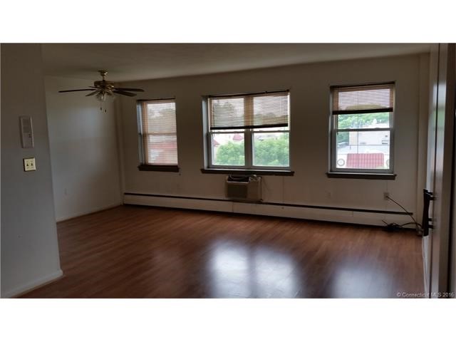 40Owen St #E11, Hartford, CT 06105