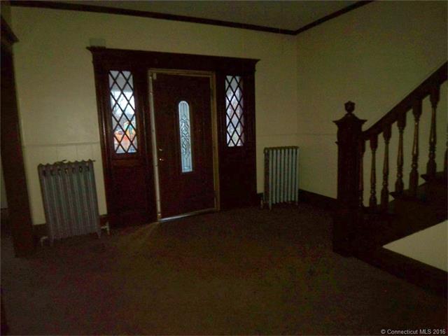 164 Sargeant St, Hartford, CT 06105