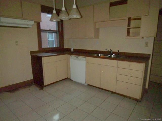 164 Sargeant St, Hartford, CT 06105