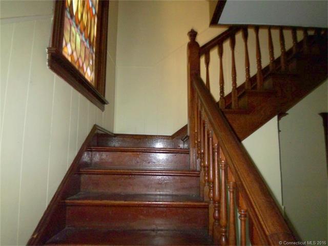 164 Sargeant St, Hartford, CT 06105