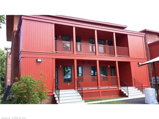 43 Wolcott St, Hartford, CT 06106