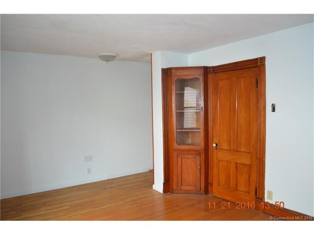 25Mountain St, Hartford, CT 06106