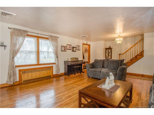 51 Montrose St, Hartford, CT 06106