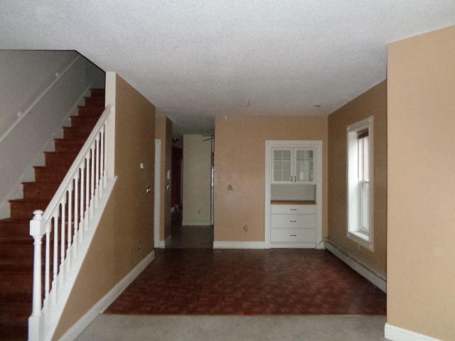 14 Putnam HeightsHartford, CT, 06106Hartford County