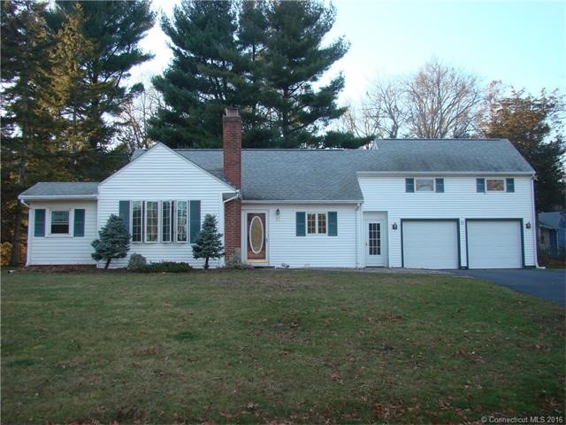 17Meadow Farms Rd, W Hartford, CT 06107