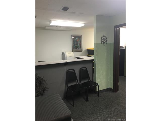 580 Burnside, E Hartford, CT 06108