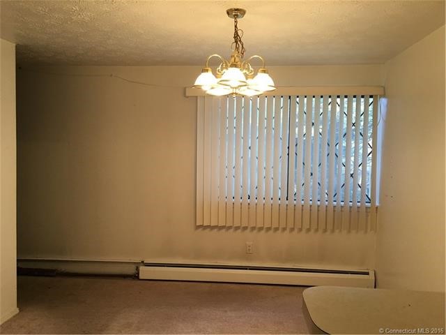 229Ellington Rd #C, E Hartford, CT 06108