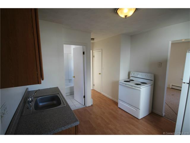 16 Melrose St, E Hartford, CT 06108