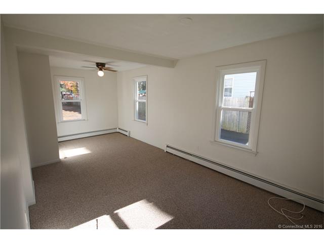 16 Melrose St, E Hartford, CT 06108