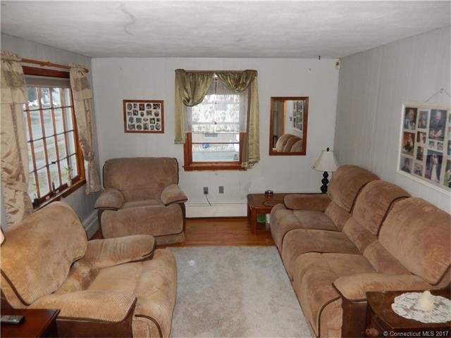 44Alps Dr, E Hartford, CT 06108