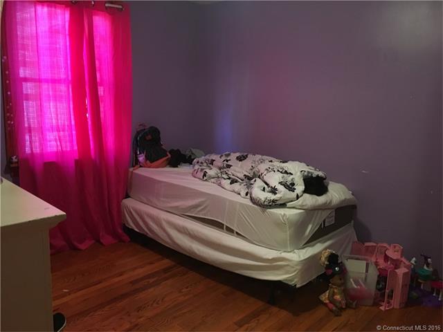 98 Concord St, E Hartford, CT 06108