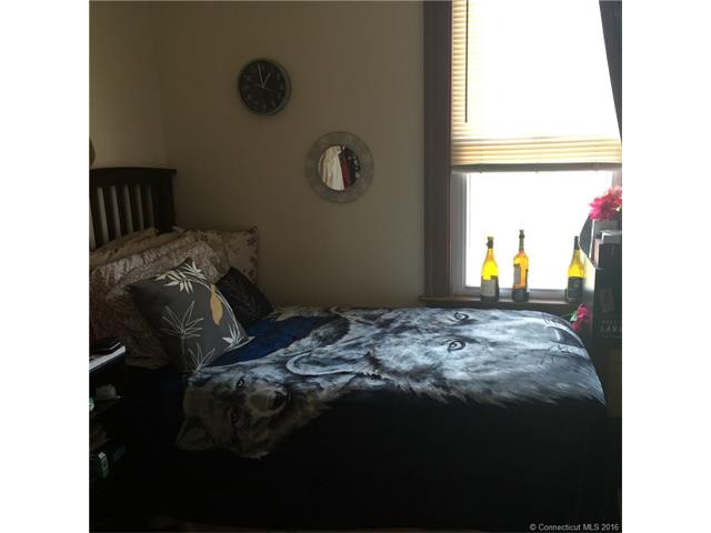 22 Laraia Ave, E Hartford, CT 06108
