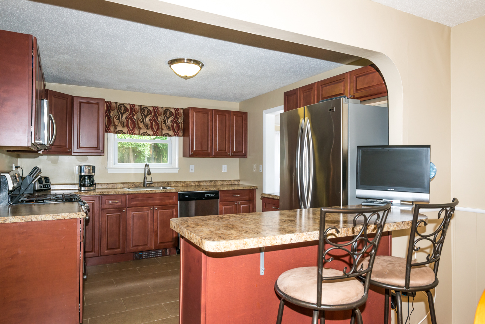 57 Alps, East Hartford, CT 06108