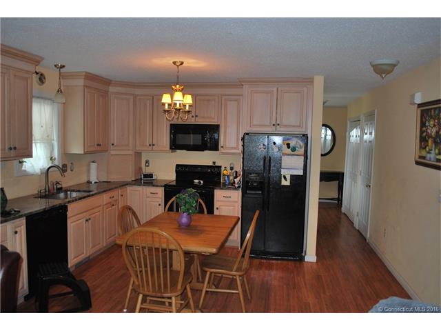 53Joanne Dr #53, E Hartford, CT 06108