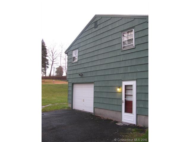 225 King St, E Hartford, CT 06108