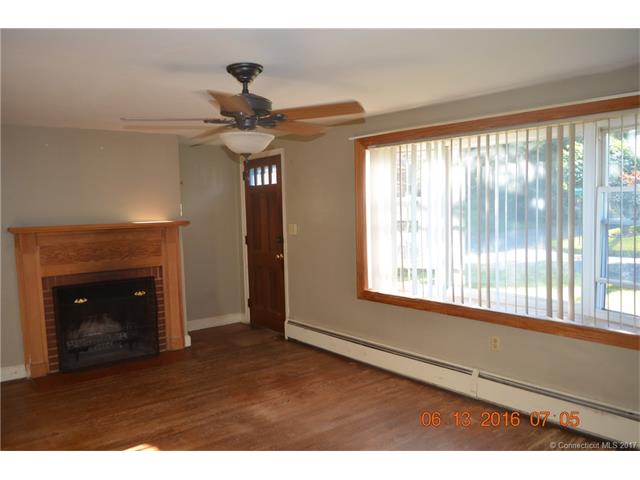 63Bodwell Rd, E Hartford, CT 06108