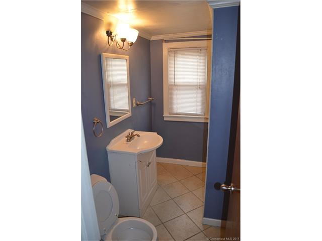 283 Prospect St, E Hartford, CT 06108
