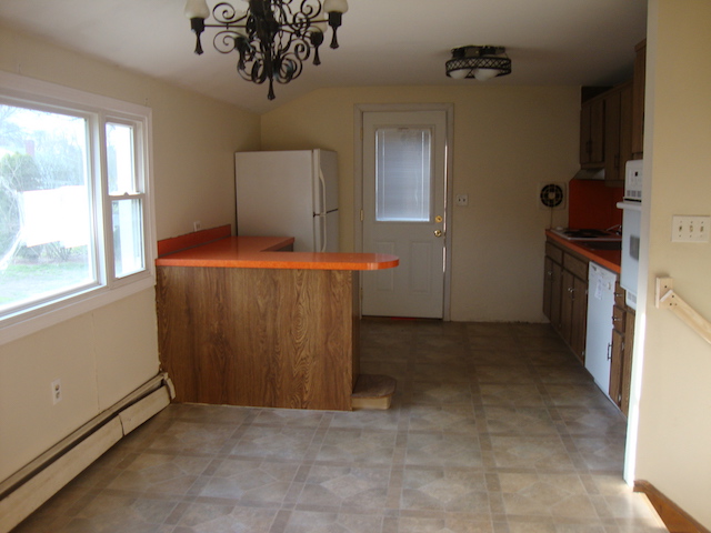 16 Matthew RdEast Hartford, CT, 06108Hartford County