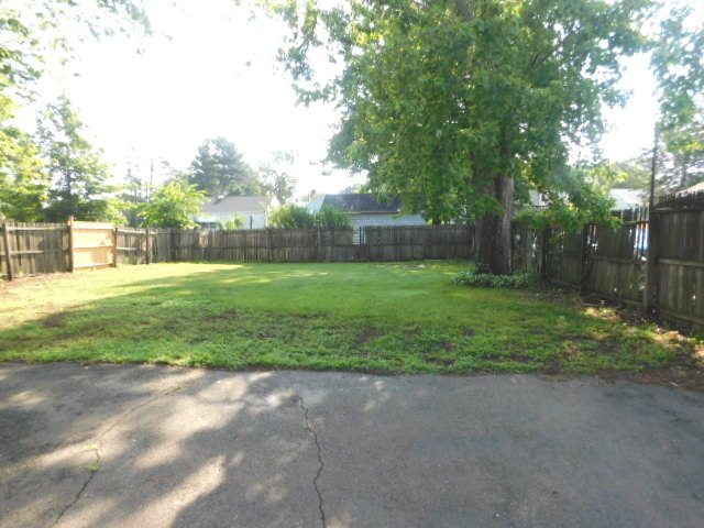 44 Laurel StEast Hartford, CT, 06108Hartford County