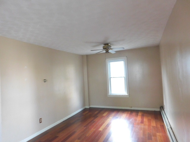 44 Laurel StEast Hartford, CT, 06108Hartford County