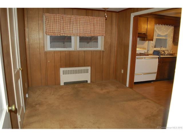 10 Goodwin Park Rd, Wethersfield, CT 06109
