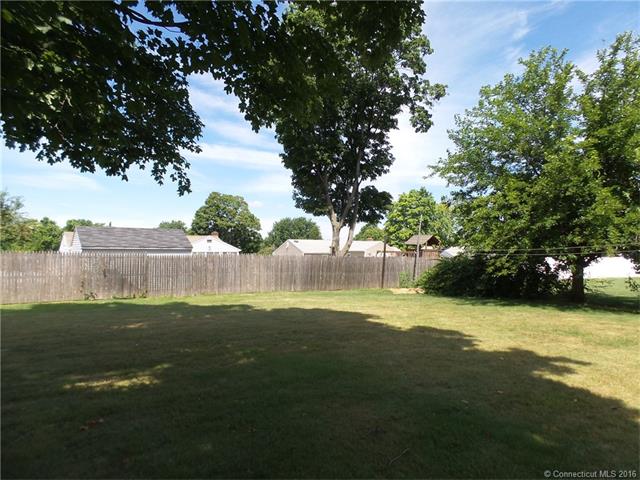 79 Two Stone Dr, Wethersfield, CT 06109