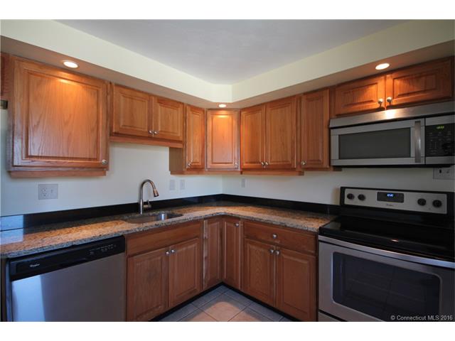 219 Middletown Ave #219, Wethersfield, CT 06109