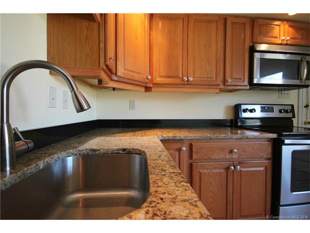 219 Middletown Ave #219, Wethersfield, CT 06109