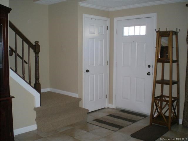 6Barrington Dr #A, Wethersfield, CT 06109