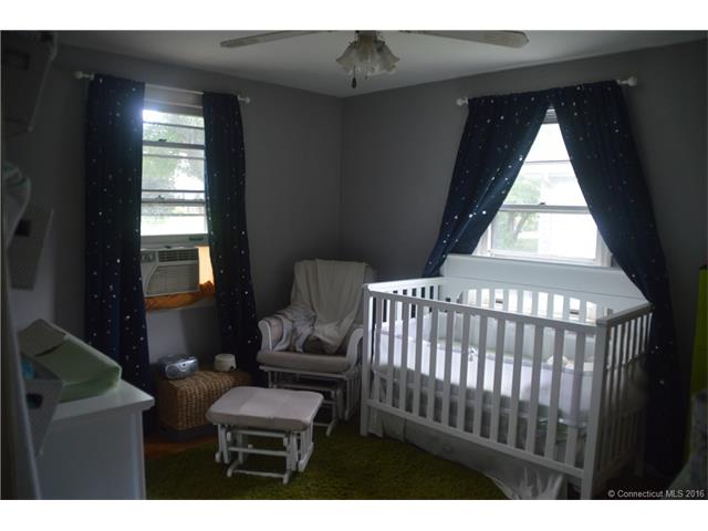 15 Two Stone Dr, Wethersfield, CT 06109