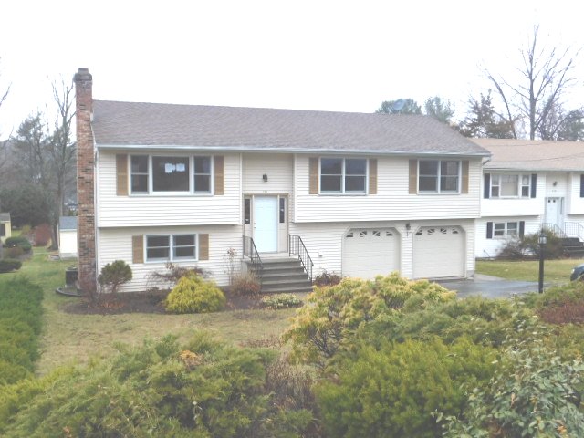 125 Goff RoadWethersfield, CT, 06109Hartford County