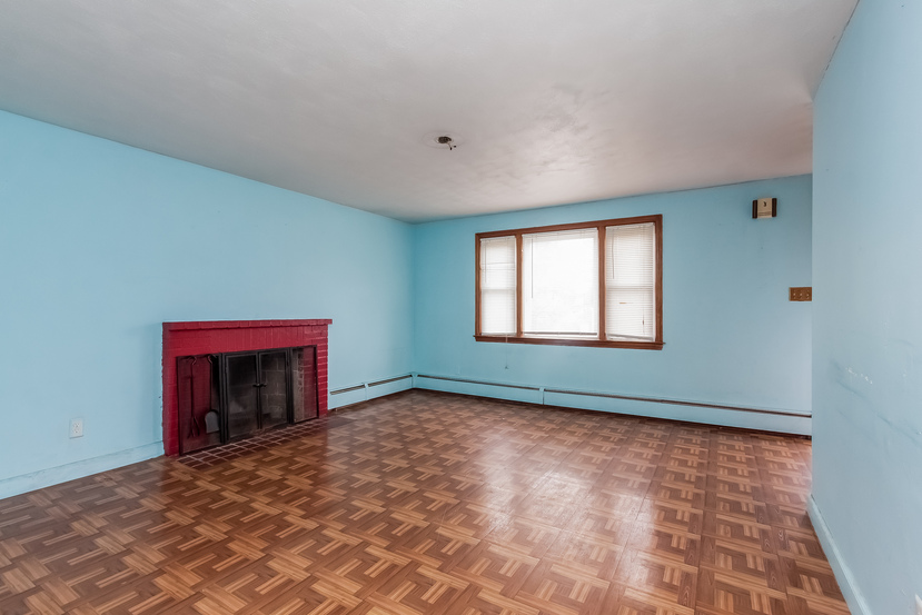 87 Stanwood St, West Hartford, CT 06110