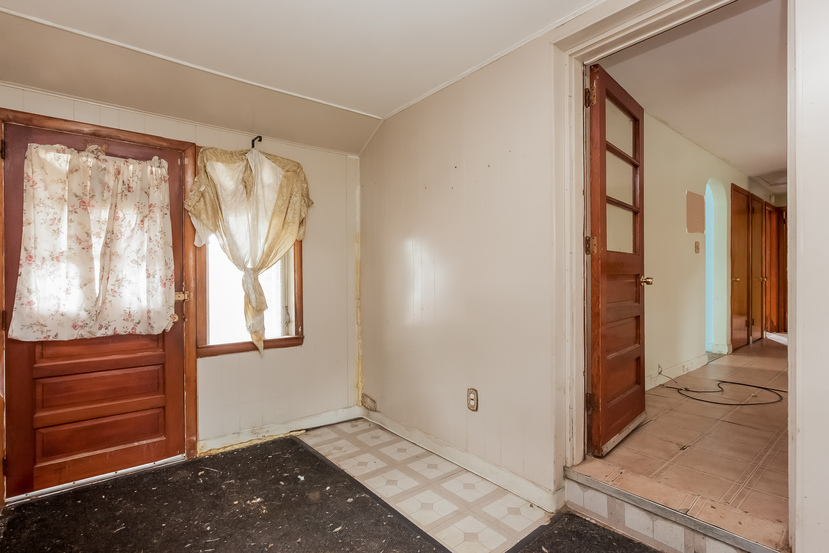 87 Stanwood St, West Hartford, CT 06110