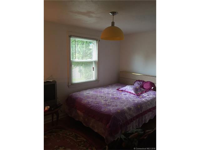 70Meriline Ave, W Hartford, CT 06110