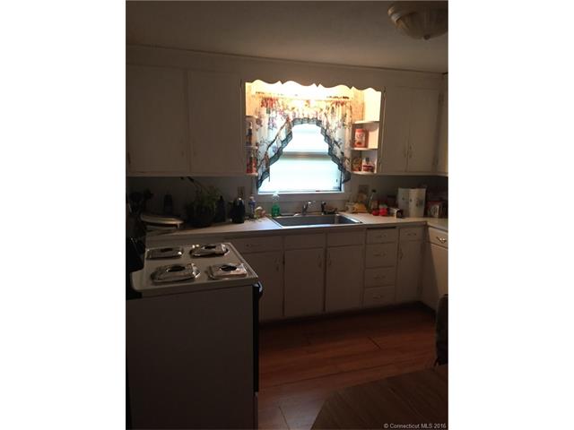 70Meriline Ave, W Hartford, CT 06110