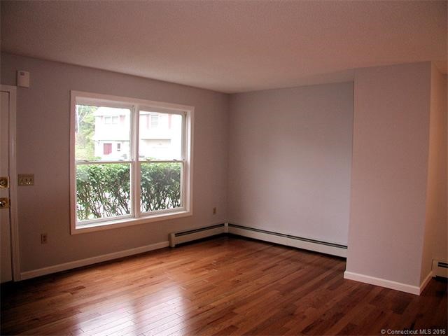 14Rosemary Court #14, W Hartford, CT 06110