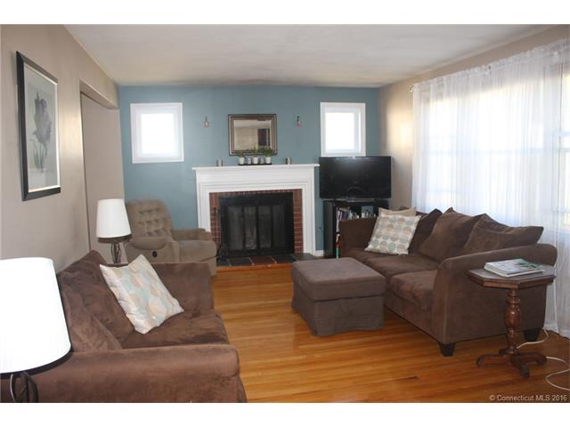 23 Madsen Rd, W Hartford, CT 06110