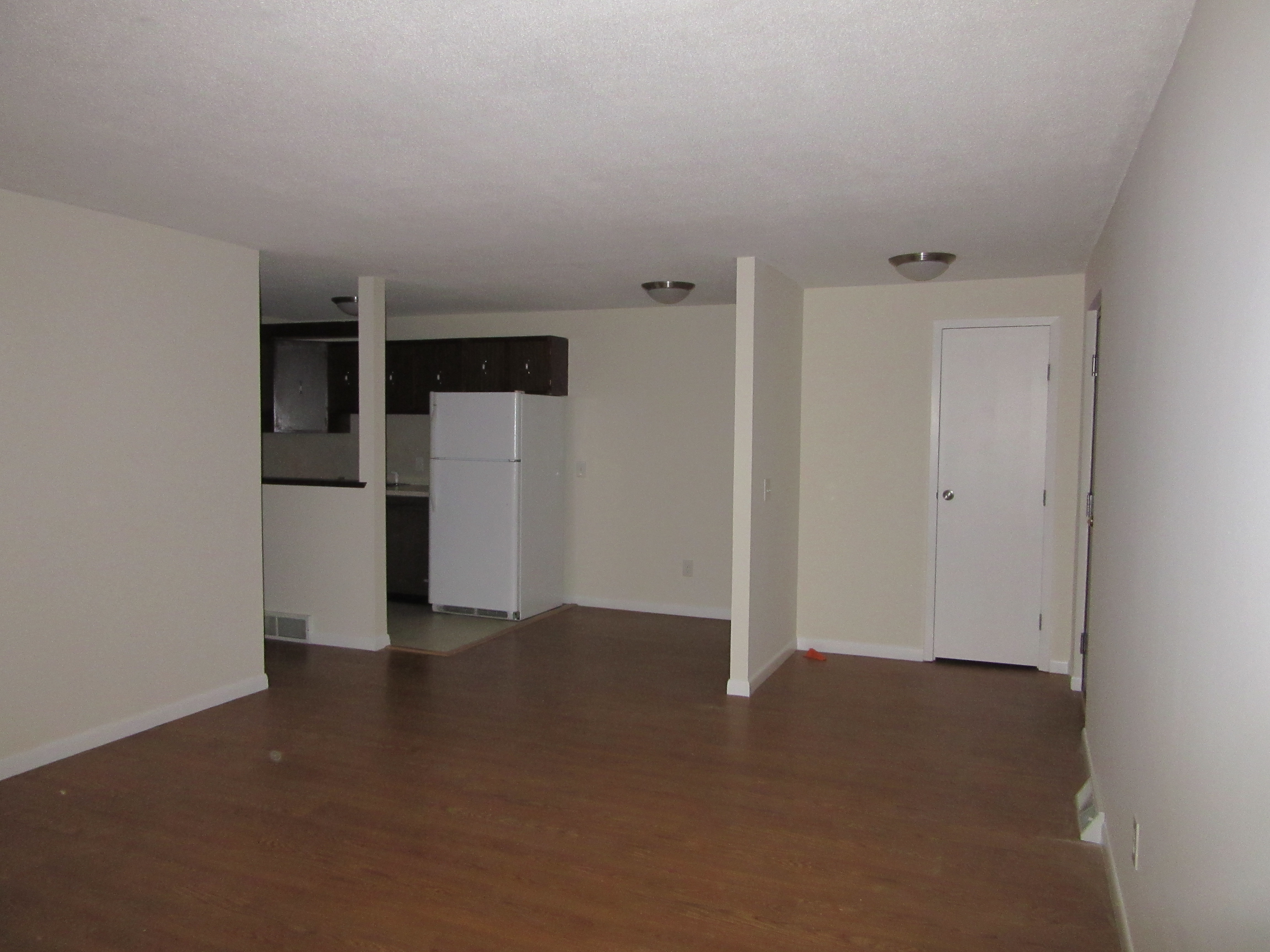 18 Surrey Dr #A4, Newington, CT 06111