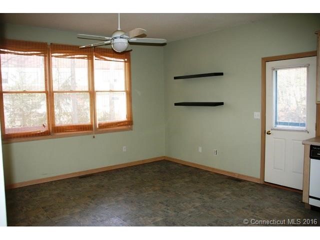 24Butternut Ln #24, Newington, CT 06111