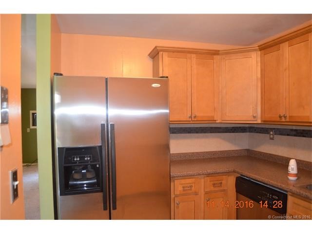 181Williamstown Ct #181, Newington, CT 06111