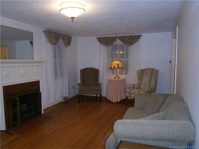 53 Cedar St, Newington, CT 06111